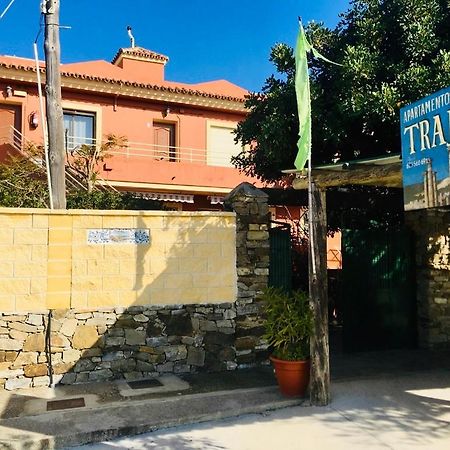 Apartamentos Turisticos Trajano Bolonia Εξωτερικό φωτογραφία